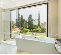 The Vaishnodevi Sarovar Portico Katra Room