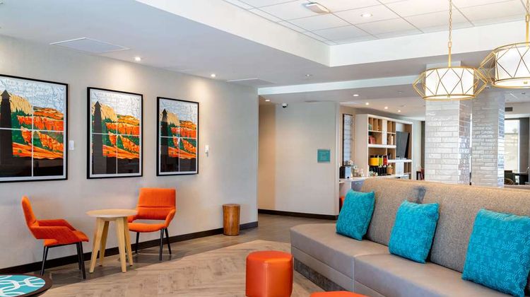 Home2 Suites by Hilton Lake Havasu City Lobby