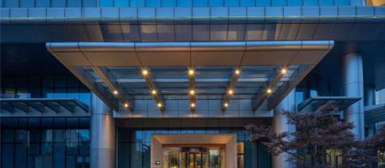 Pullman Haining Exterior