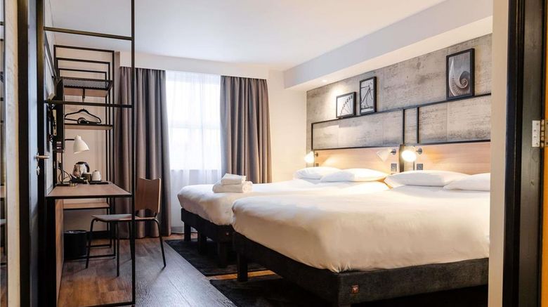 <b>Ibis Coleraine Riverside Room</b>. Images powered by <a href="https://iceportal.shijigroup.com/" title="IcePortal" target="_blank">IcePortal</a>.