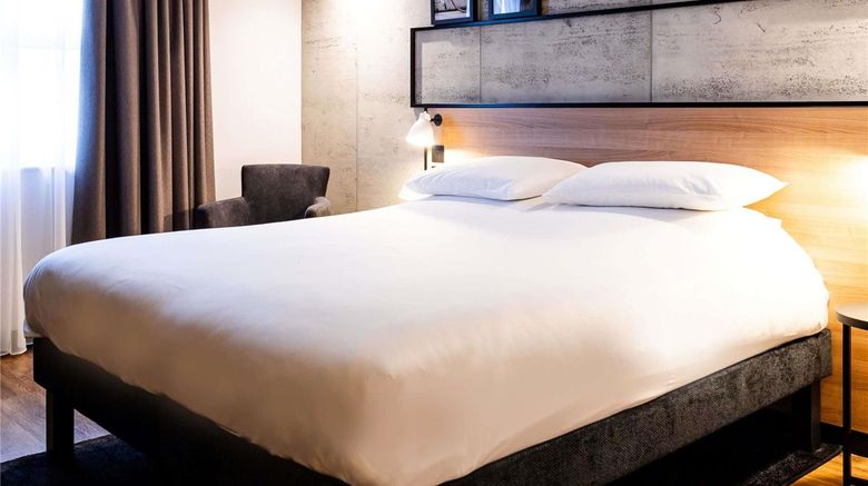 <b>Ibis Coleraine Riverside Room</b>. Images powered by <a href="https://iceportal.shijigroup.com/" title="IcePortal" target="_blank">IcePortal</a>.