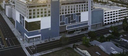 Hilton Buena Park Exterior