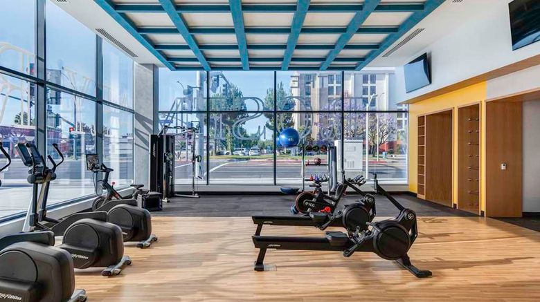 <b>Hilton Buena Park Health</b>. Images powered by <a href="https://iceportal.shijigroup.com/" title="IcePortal" target="_blank">IcePortal</a>.