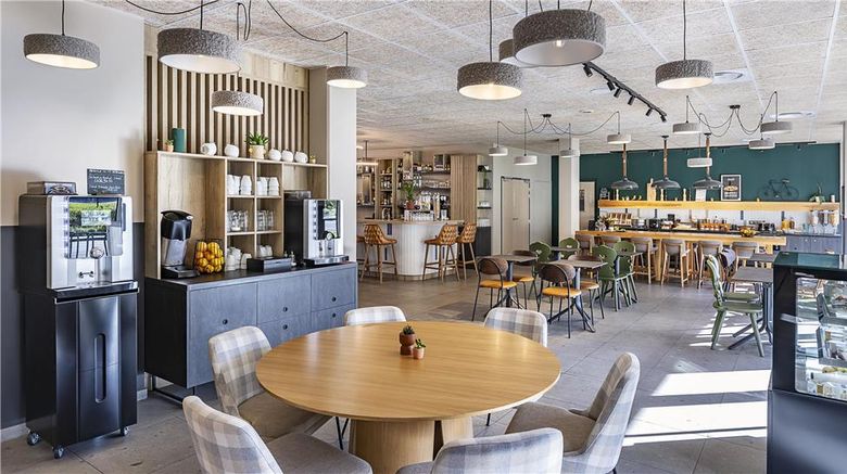 <b>Best Western Hotel Coeur de Maurienne Restaurant</b>. Images powered by <a href="https://iceportal.shijigroup.com/" title="IcePortal" target="_blank">IcePortal</a>.