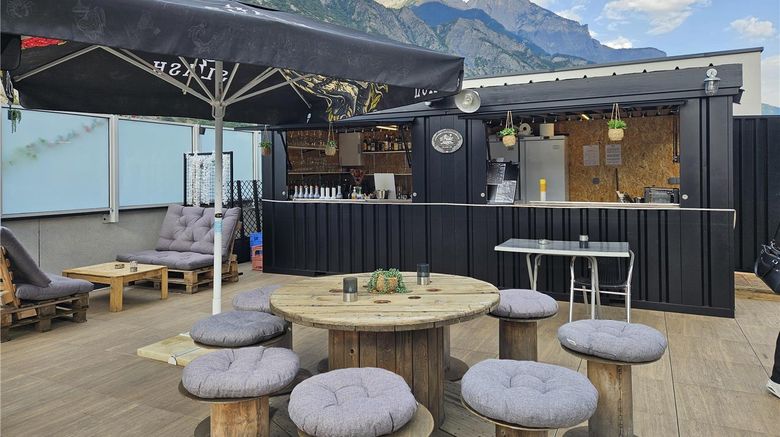 <b>Best Western Hotel Coeur de Maurienne Restaurant</b>. Images powered by <a href="https://iceportal.shijigroup.com/" title="IcePortal" target="_blank">IcePortal</a>.