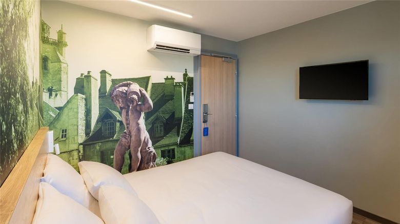 <b>Sure Hotel by Best Western Dole Room</b>. Images powered by <a href="https://iceportal.shijigroup.com/" title="IcePortal" target="_blank">IcePortal</a>.