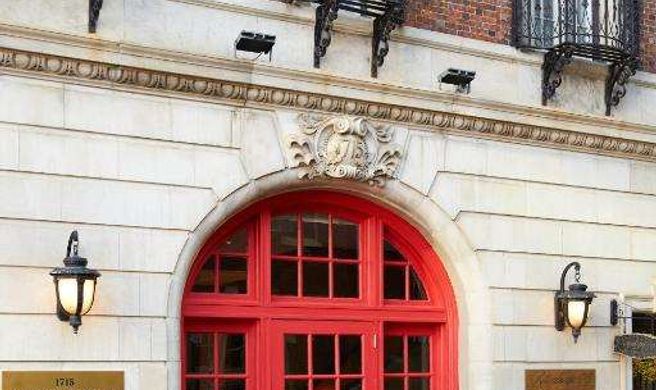 The Franklin on Rittenhouse Exterior