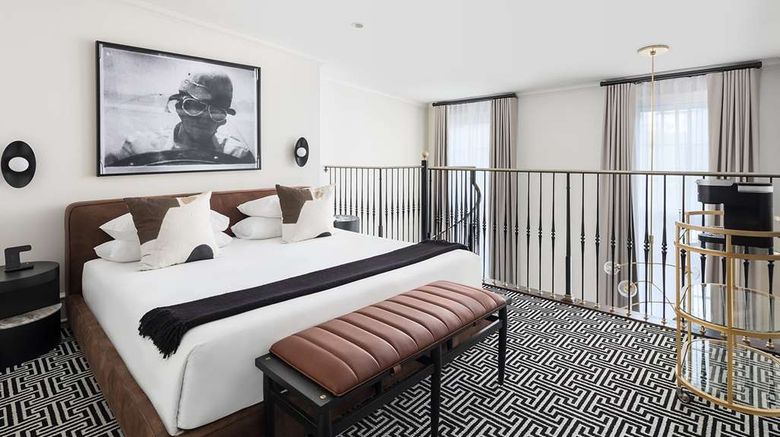 <b>1715 on Rittenhouse Room</b>. Images powered by <a href=https://www.travelagewest.com/Hotels/Philadelphia/