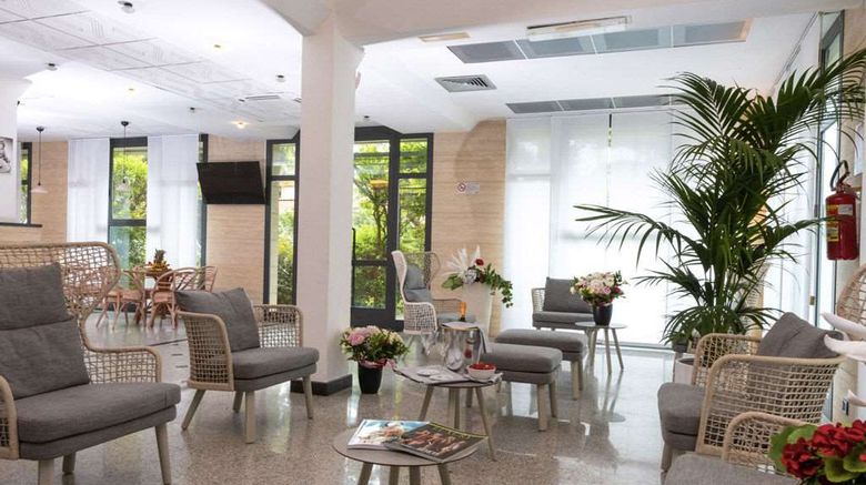 <b>Hotel Acapulco Lobby</b>. Images powered by <a href="https://iceportal.shijigroup.com/" title="IcePortal" target="_blank">IcePortal</a>.