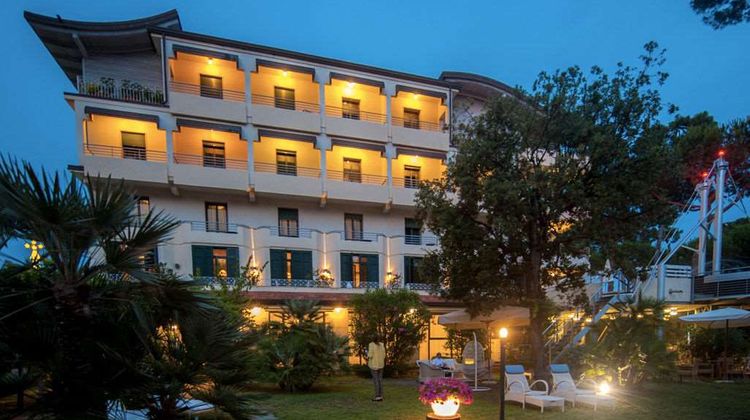 Hotel Acapulco Exterior