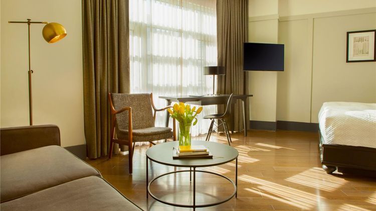 The Tillary Hotel Brooklyn Suite