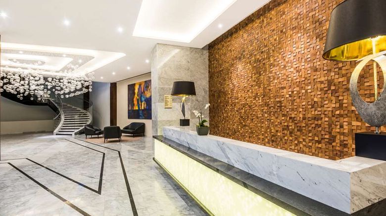 <b>Hyatt Regency San Luis Potosi Lobby</b>. Images powered by <a href="https://iceportal.shijigroup.com/" title="IcePortal" target="_blank">IcePortal</a>.