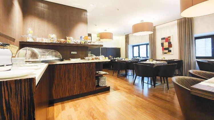 Divina Luxury Hotel Restaurant