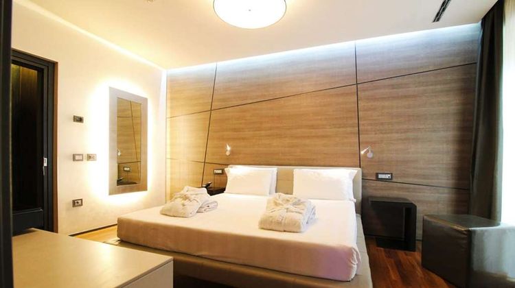 Divina Luxury Hotel Room