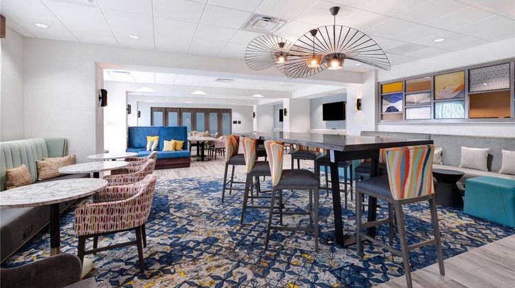 Hampton Inn Chicago Orland Park Lobby