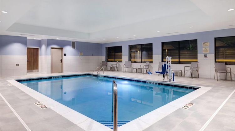 Hampton Inn Chicago Orland Park Pool