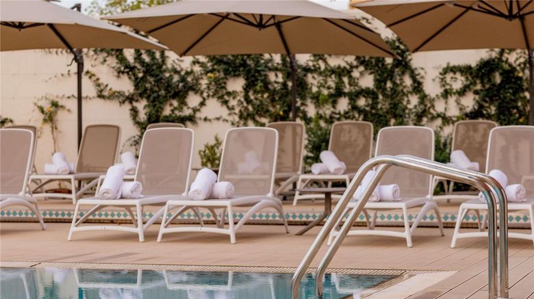 <b>Mercure Alger Palais Des Congres Pool</b>. Images powered by <a href="https://iceportal.shijigroup.com/" title="IcePortal" target="_blank">IcePortal</a>.