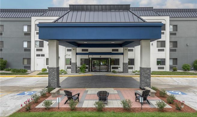 Best Western Bolingbrook Hotel Exterior