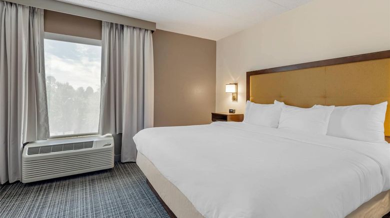 <b>Comfort Inn Laurel-Fort Meade Suite</b>. Images powered by <a href="https://iceportal.shijigroup.com/" title="IcePortal" target="_blank">IcePortal</a>.