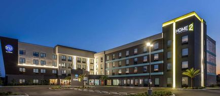 Tru by Hilton Airport Medical Center Exterior