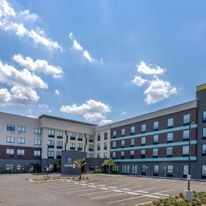 Tru by Hilton Airport Medical Center