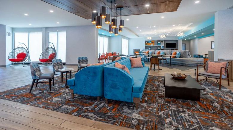<b>Tru by Hilton Airport Medical Center Lobby</b>. Images powered by <a href="https://iceportal.shijigroup.com/" title="IcePortal" target="_blank">IcePortal</a>.