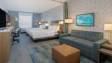 Tru by Hilton Airport Medical Center Room