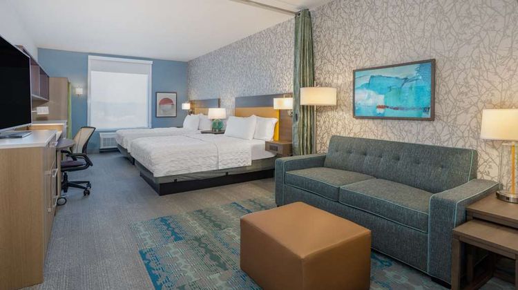 Tru by Hilton Airport Medical Center Room