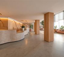 Doubletree by Hilton Malta Lobby
