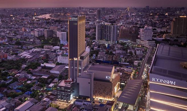 Hilton Garden Inn Bangkok Riverside Exterior