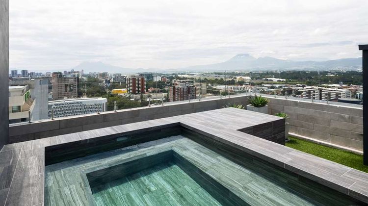 Wyndham Garden Guatemala City Pool