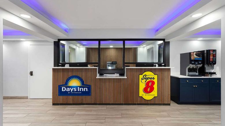 <b>Super 8 by Wyndham Baltimore Northwest Lobby</b>. Images powered by <a href="https://iceportal.shijigroup.com/" title="IcePortal" target="_blank">IcePortal</a>.