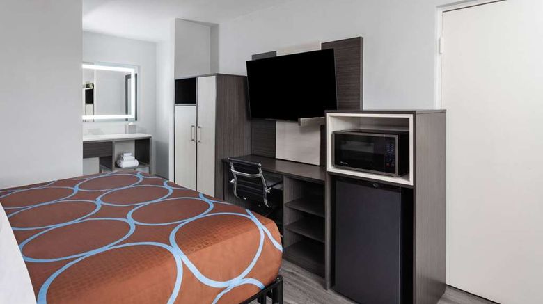 <b>Super 8 by Wyndham Baltimore Northwest Room</b>. Images powered by <a href="https://iceportal.shijigroup.com/" title="IcePortal" target="_blank">IcePortal</a>.