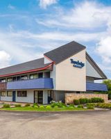 Travelodge by Wyndham Peoria