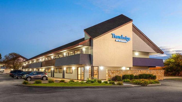 Travelodge by Wyndham Peoria Exterior
