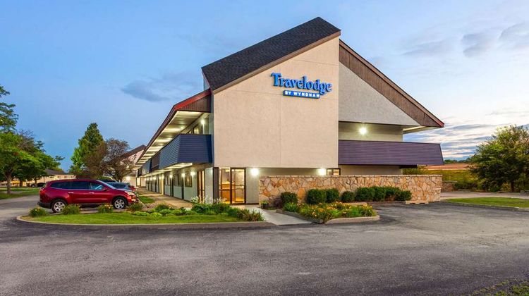 Travelodge by Wyndham Peoria Exterior