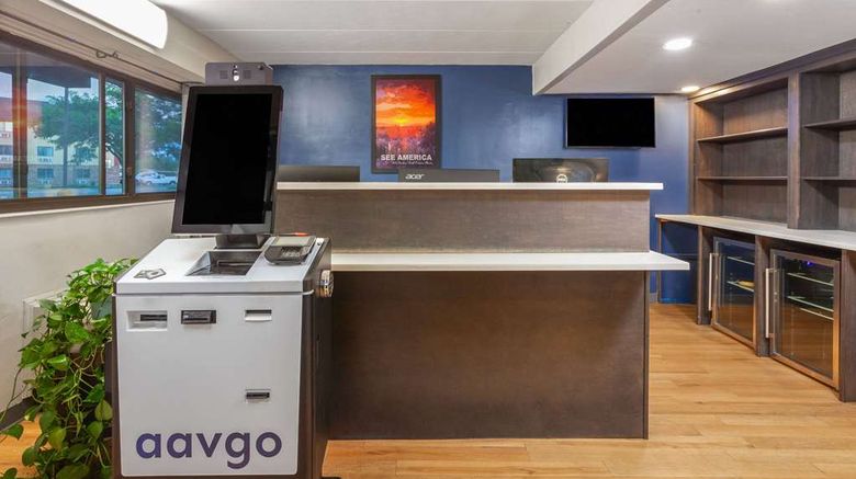 <b>Travelodge by Wyndham Peoria Lobby</b>. Images powered by <a href="https://iceportal.shijigroup.com/" title="IcePortal" target="_blank">IcePortal</a>.