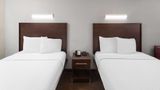 Travelodge by Wyndham Peoria Room