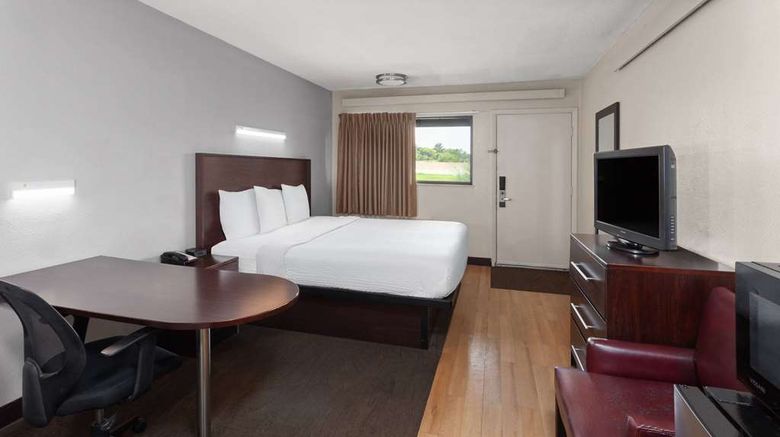 <b>Travelodge by Wyndham Peoria Room</b>. Images powered by <a href="https://iceportal.shijigroup.com/" title="IcePortal" target="_blank">IcePortal</a>.