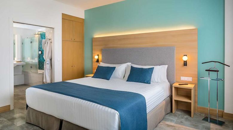 <b>Occidental Murcia Agalia Suite</b>. Images powered by <a href="https://iceportal.shijigroup.com/" title="IcePortal" target="_blank">IcePortal</a>.