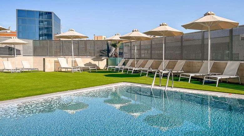 <b>Occidental Murcia Agalia Pool</b>. Images powered by <a href="https://iceportal.shijigroup.com/" title="IcePortal" target="_blank">IcePortal</a>.