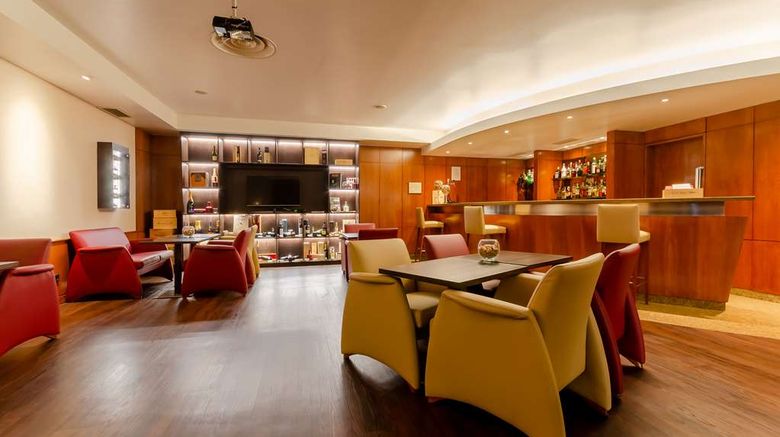<b>Hotel Roma Restaurant</b>. Images powered by <a href="https://iceportal.shijigroup.com/" title="IcePortal" target="_blank">IcePortal</a>.