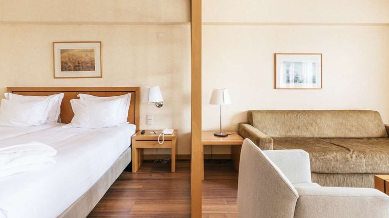 <b>Hotel Roma Room</b>. Images powered by <a href="https://iceportal.shijigroup.com/" title="IcePortal" target="_blank">IcePortal</a>.