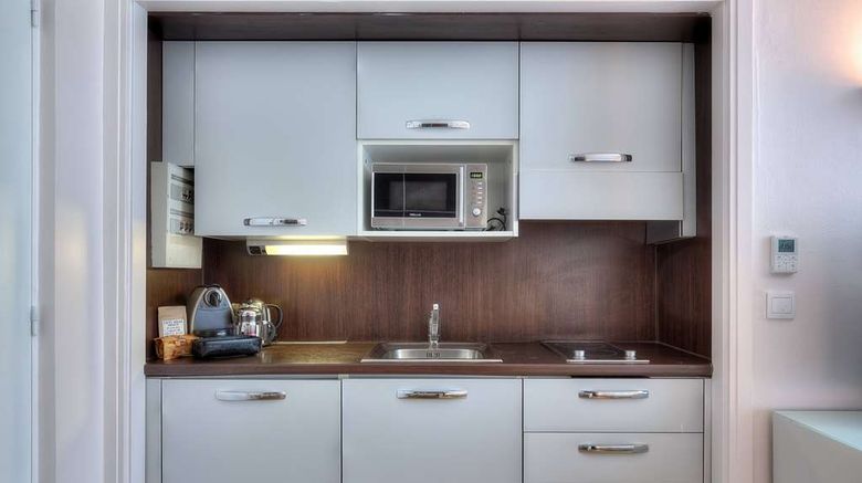 <b>Maison Lamartine Room</b>. Images powered by <a href="https://iceportal.shijigroup.com/" title="IcePortal" target="_blank">IcePortal</a>.