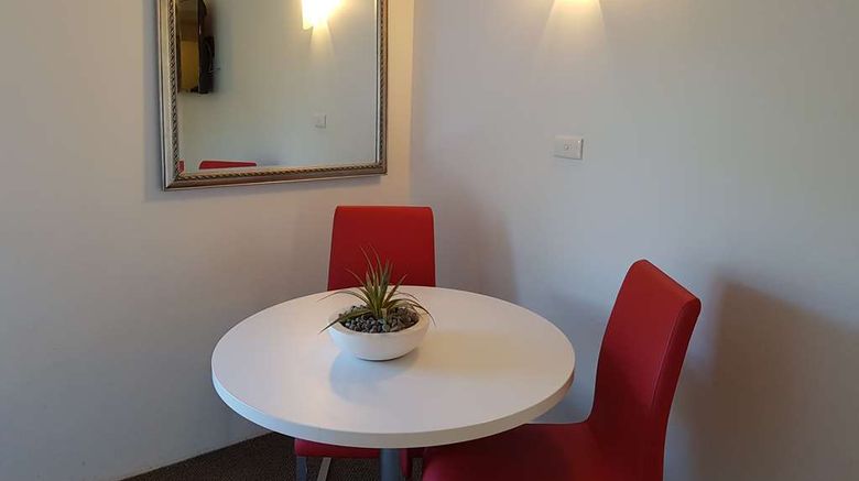 <b>The Devon Hotel New Plymouth Suite</b>. Images powered by <a href="https://iceportal.shijigroup.com/" title="IcePortal" target="_blank">IcePortal</a>.