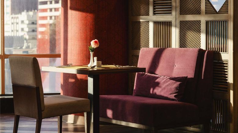 <b>Mercure Makkah Aziziah Restaurant</b>. Images powered by <a href="https://iceportal.shijigroup.com/" title="IcePortal" target="_blank">IcePortal</a>.