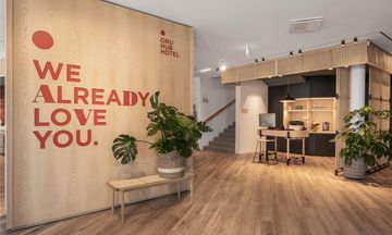 Oru Hub Hotel Tallinn-Handwritten Coll