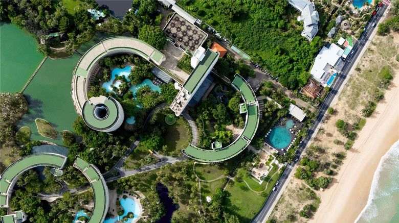 <b>Pullman Phuket Arcadia Karon Exterior</b>. Images powered by <a href="https://iceportal.shijigroup.com/" title="IcePortal" target="_blank">IcePortal</a>.