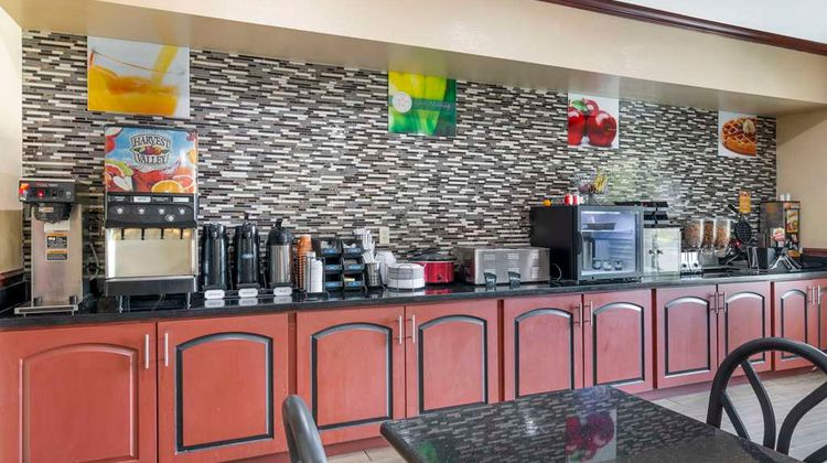 Quality Suites Restaurant