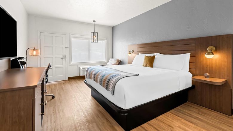 <b>Maverick Hotel Eugene near University Room</b>. Images powered by <a href="https://iceportal.shijigroup.com/" title="IcePortal" target="_blank">IcePortal</a>.